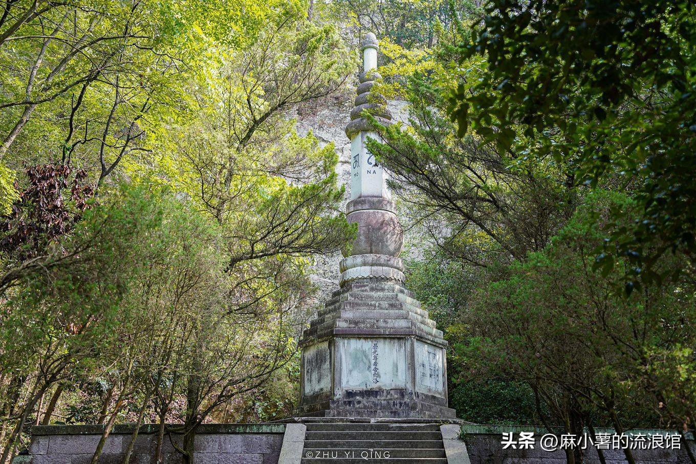 浙江绍兴有座千年大佛寺，有江南第一大石佛，许多影视剧都来取景