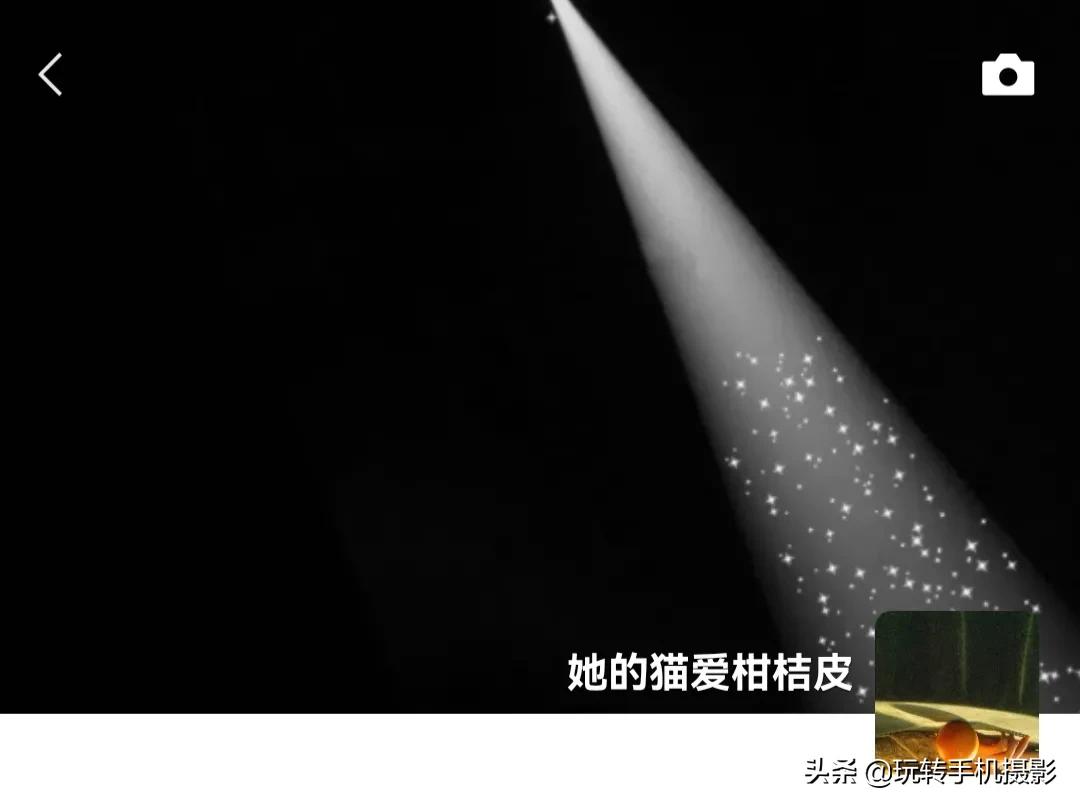 朋友圈封面还能这样玩？2022让我们一起暴富