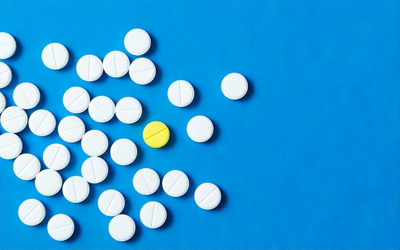 洗头加一片阿司匹林会有什么效果,阿司匹林洗头会掉头发吗