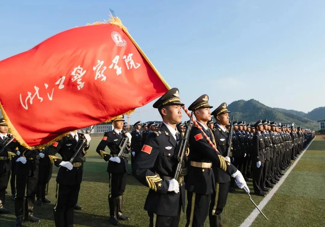女警警服演变照片图片,最美警花警服图片