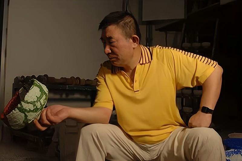 耍赖？世界陶王立标千万接受挑战，愿赌却不服输，和电工大战公堂