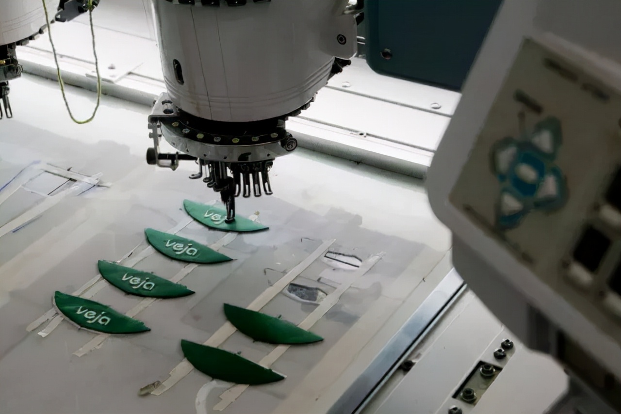 别再穿小白鞋了今年最火的六双鞋,匡威球鞋哪款最好