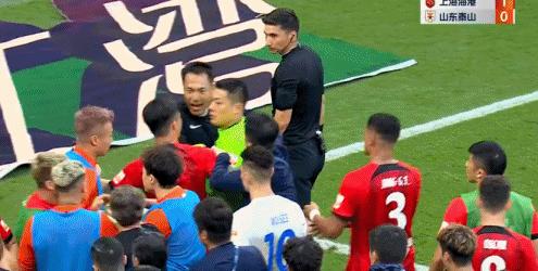 海港大战,海港vs国安失误名场面