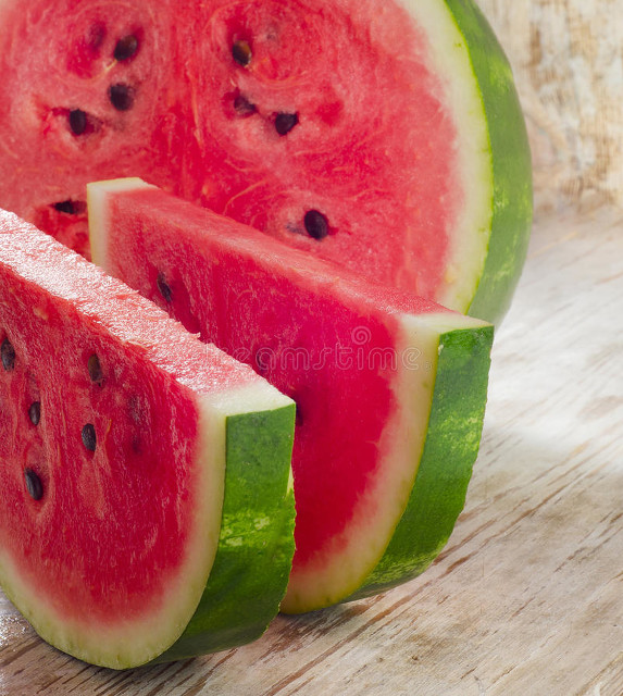 小孩胖可以多吃西瓜吗,夏天吃西瓜会导致宝宝长太大吗