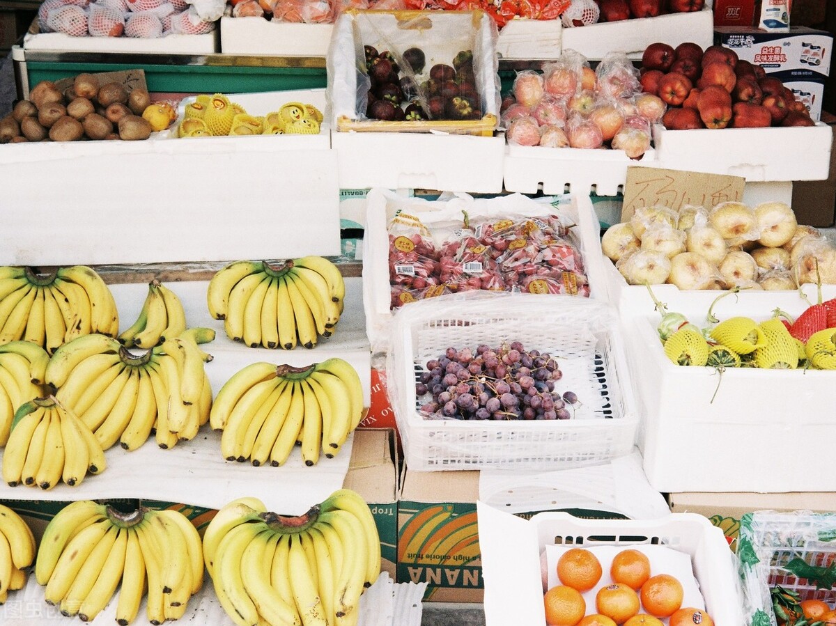 开了七年的水果店不赚反而赔钱,水果店每天赔钱有坚持的必要吗