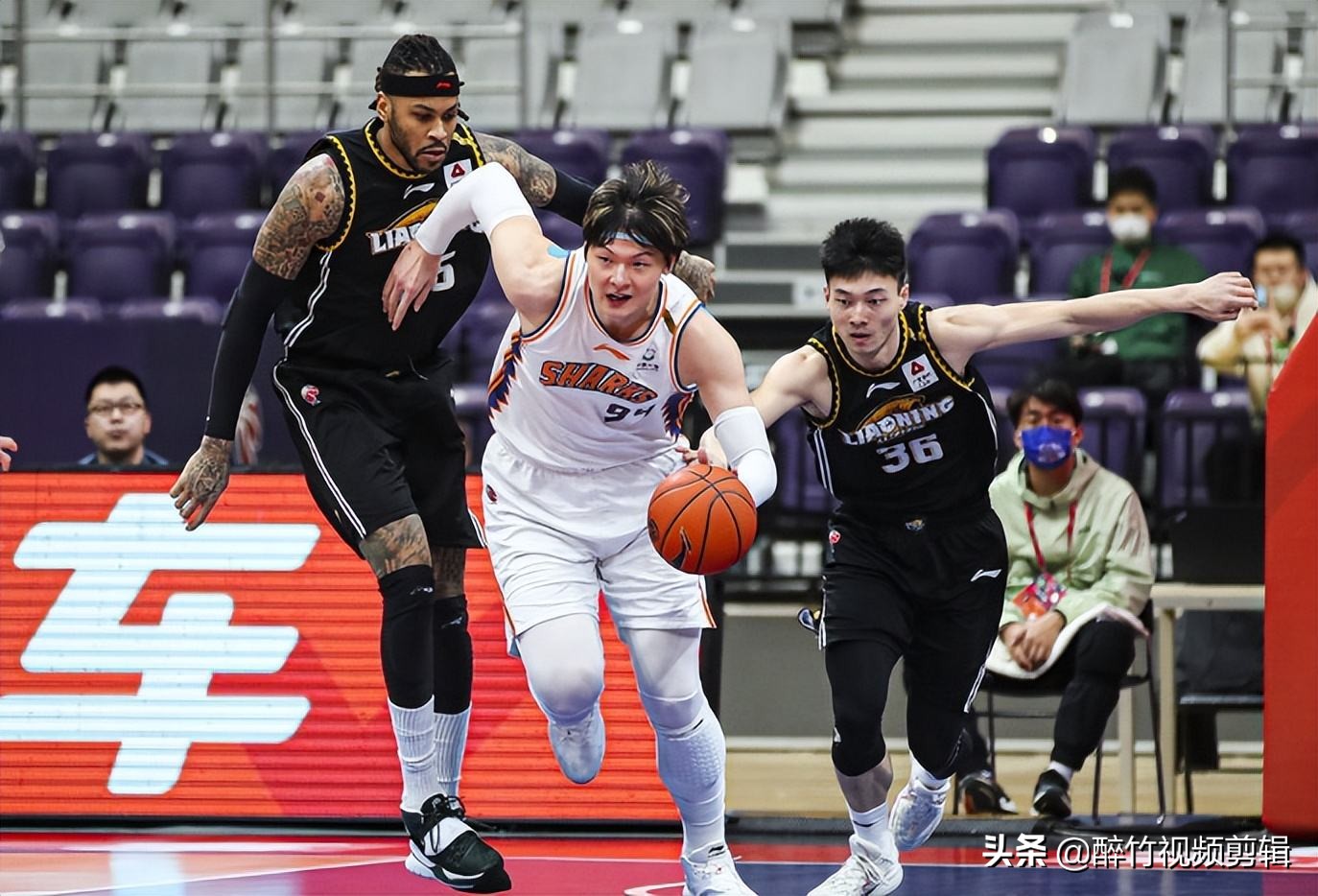 被吹罚球算出手吗,被犯规了然后上篮算得分吗