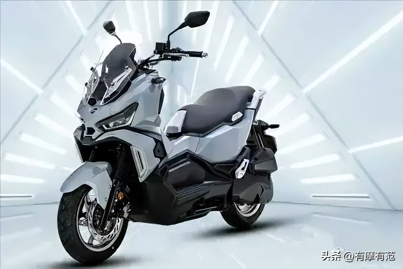 踏板摩托车适合长途旅行吗,长途摩旅250踏板摩托车推荐