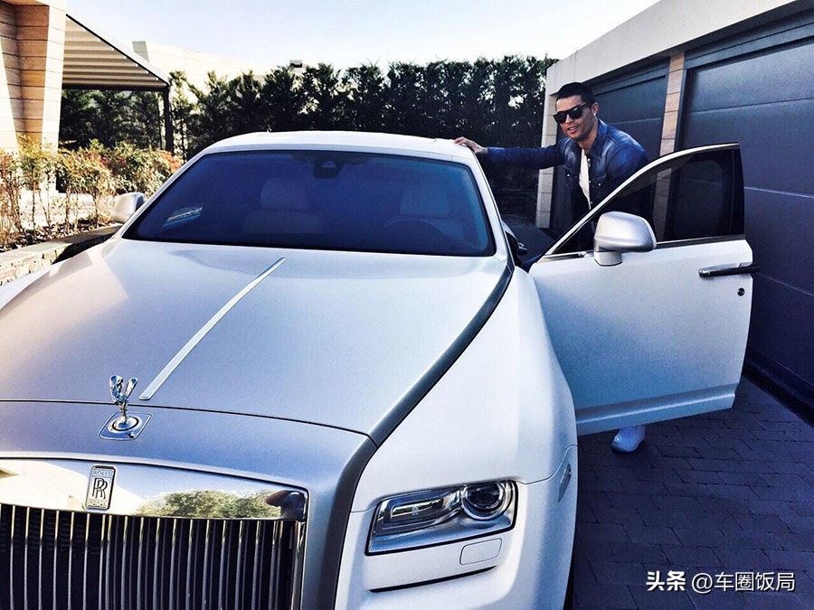 世界杯十大巨星车,卡塔尔世界杯专用足球汽车