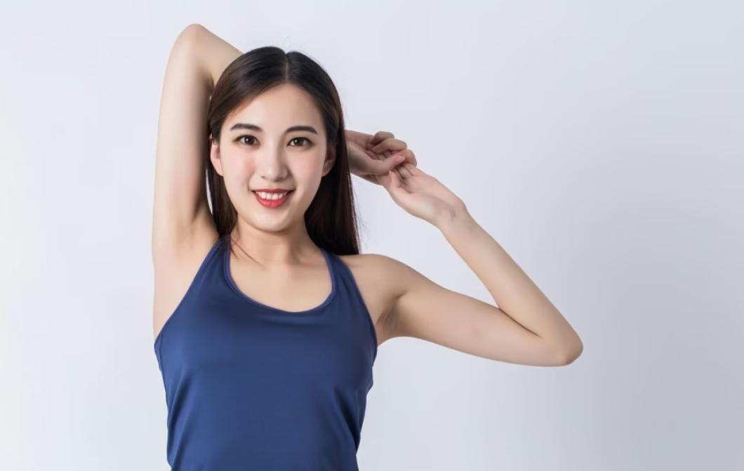 40岁女性下眼皮发黑是什么原因,女性腹股沟发黑是什么原因怎么办