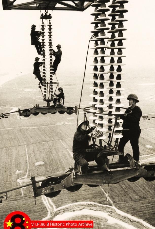 毁三观:旗人格格大腿岔开豪放洗衣,地主三妻四妾不输女明星2