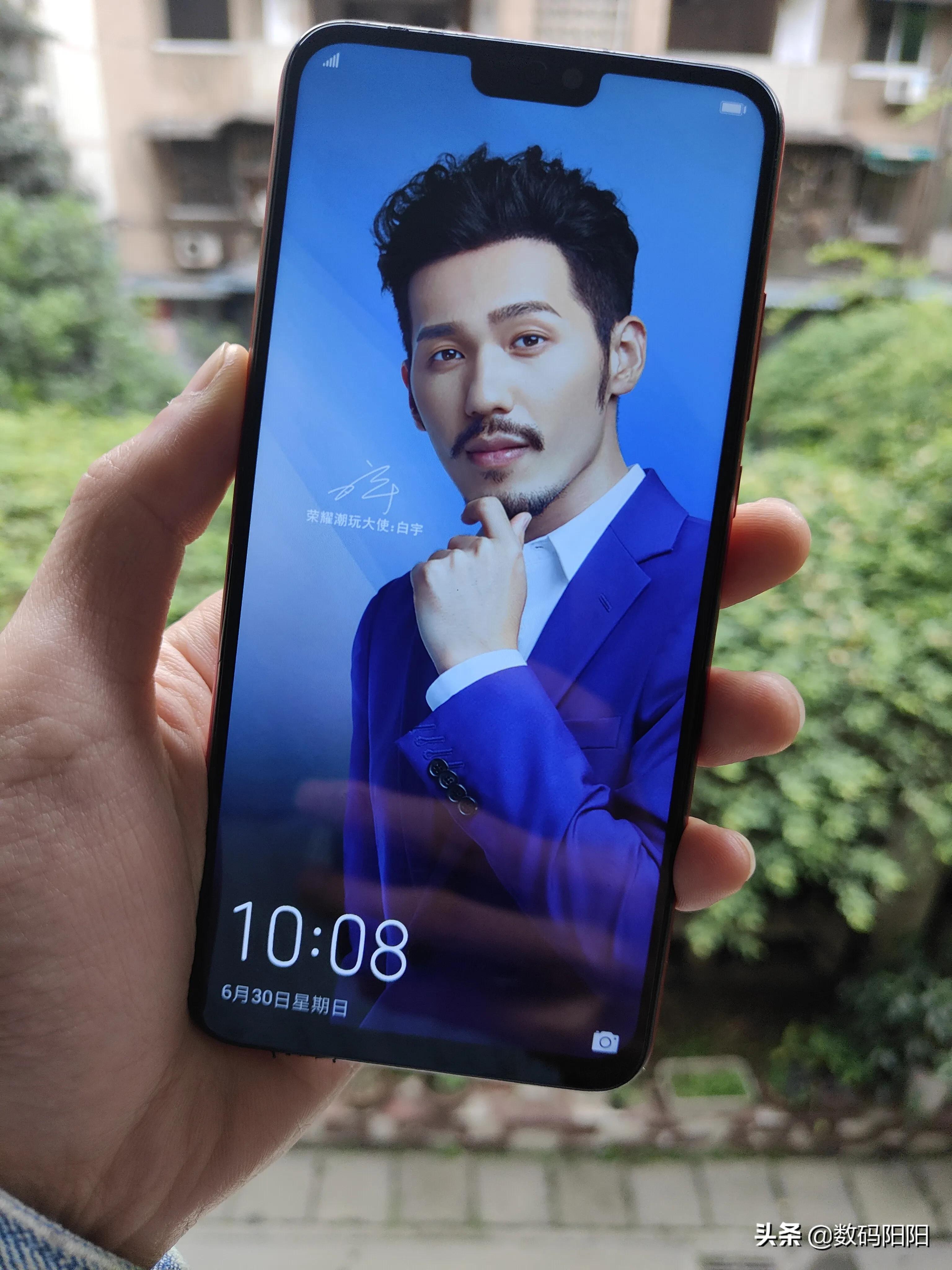 8成新的荣耀8x手机值得购买吗,类似荣耀8x的手机排行