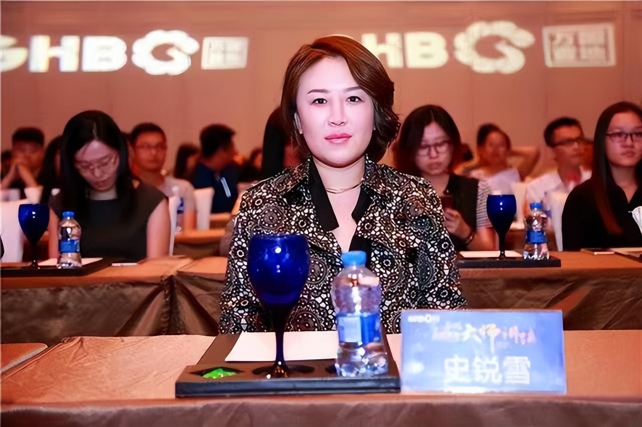 女子诈骗60岁企业家2000万,女企业家被诈骗1000多万