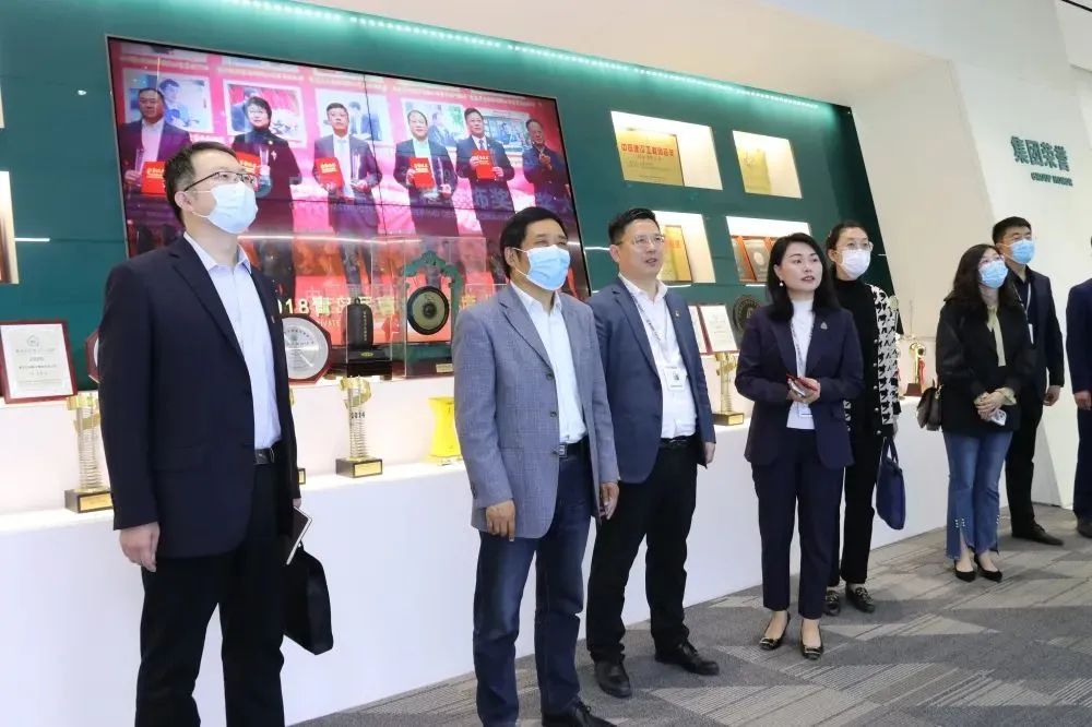 校企合作，共赢发展|德才股份“就业创业实践基地”正式诞生