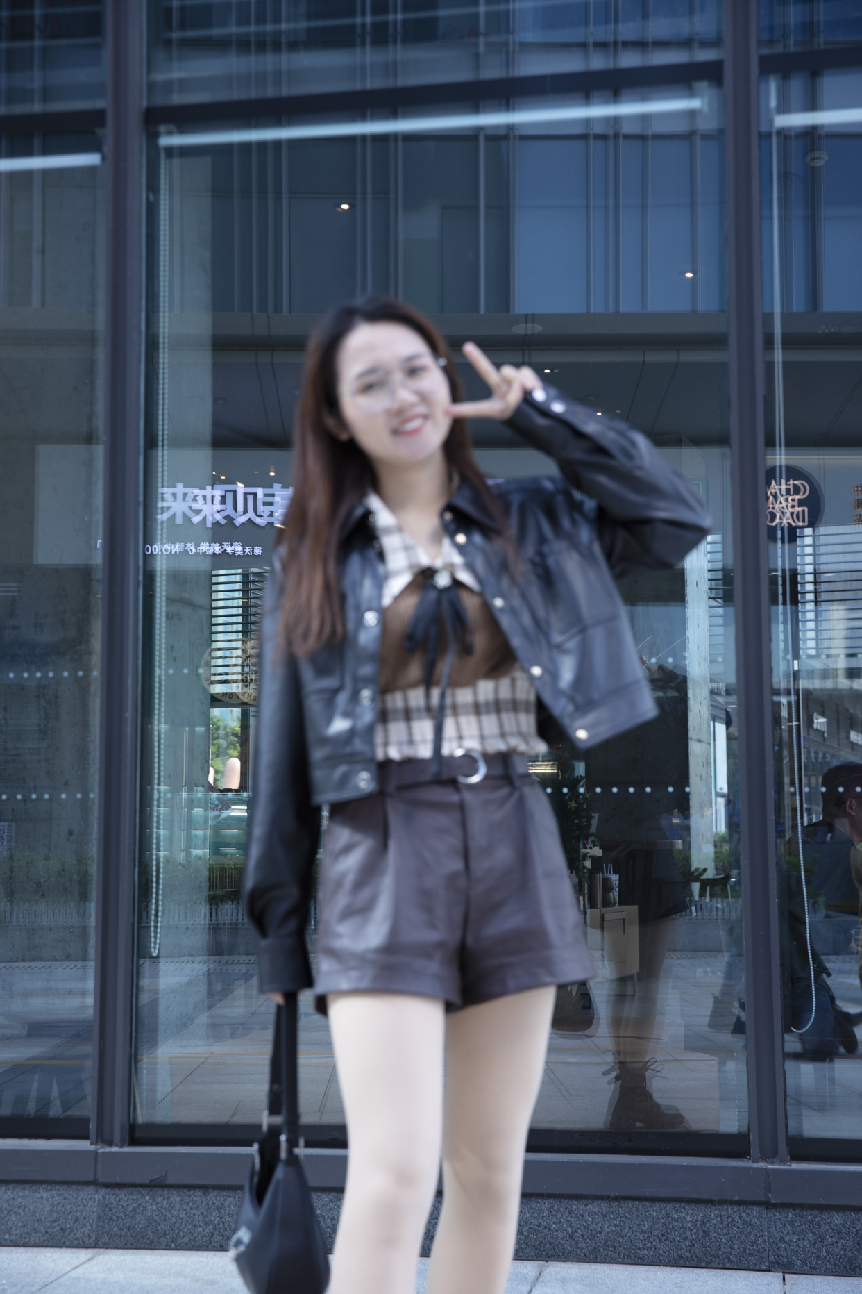 相机拍照对焦模糊怎么解决,相机对焦快照片是不是不容易模糊