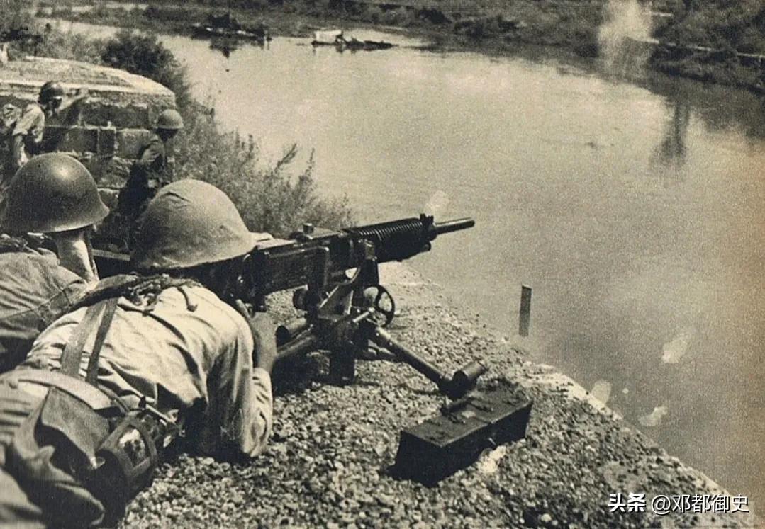 日军兽行:当着老人的面砍下孙子头颅，临走残忍挑出儿媳肚中胎儿