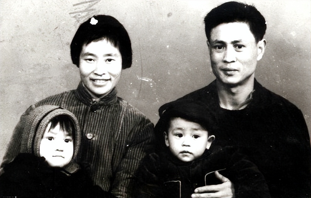 跳水女皇高敏一年多少岁,跳水女皇高敏现在怎么样