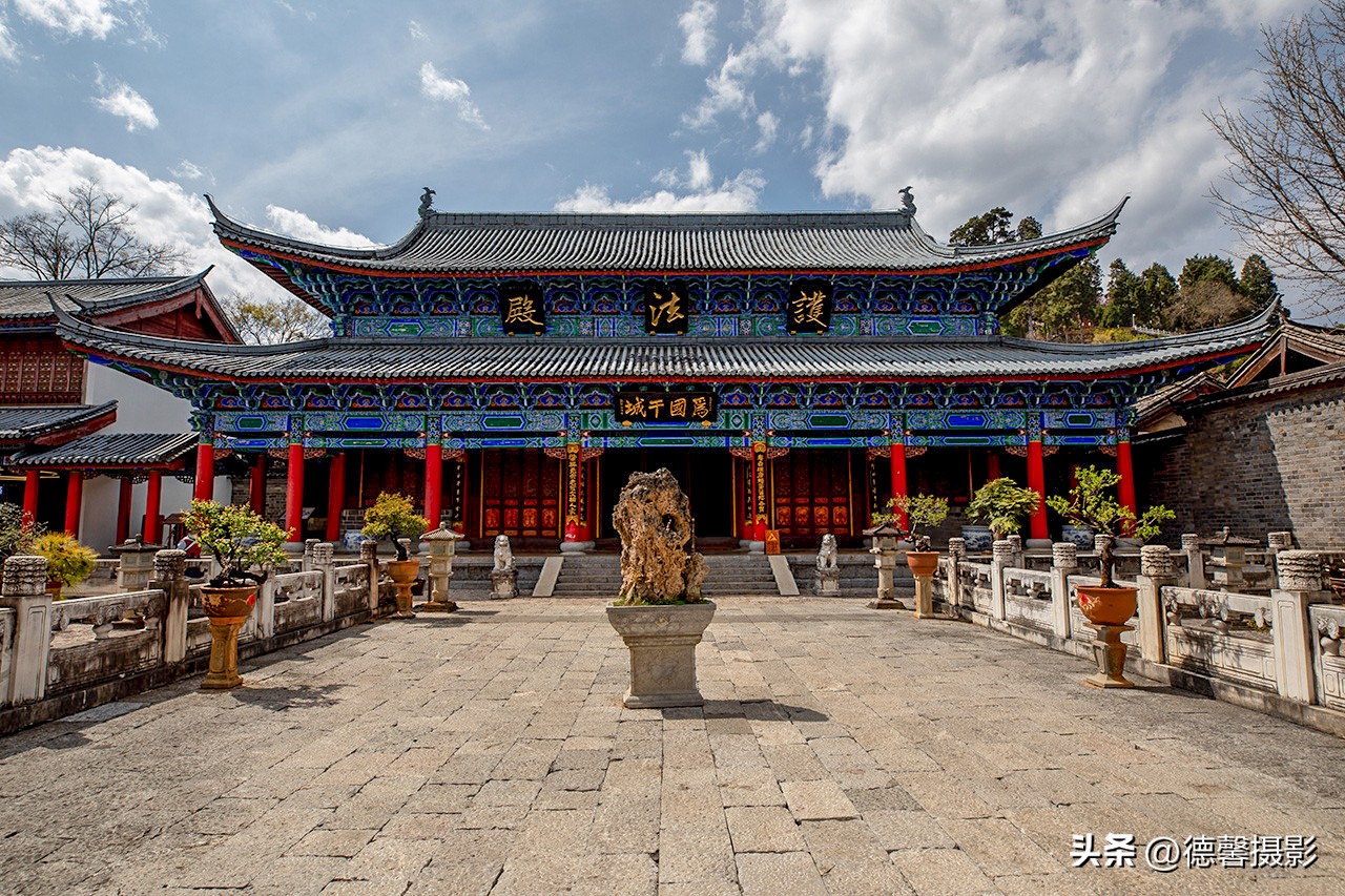 云南纳西族木府现在在哪里,纳西族建筑的文化内涵