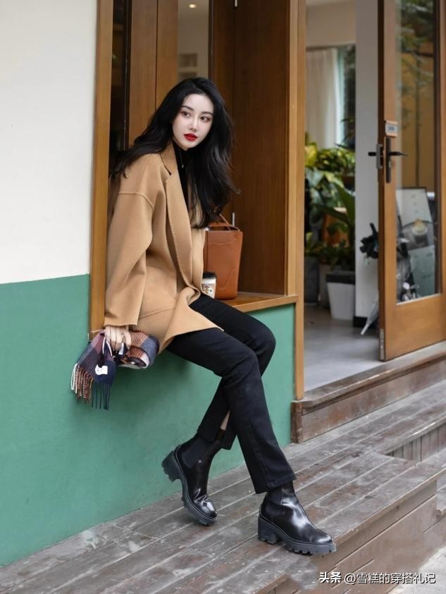 切尔西女靴怎么穿显腿细,大码显瘦切尔西靴女