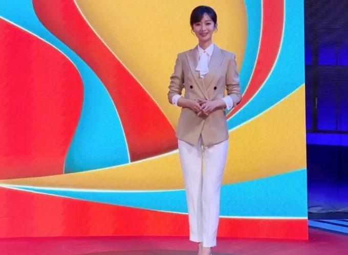 男篮三大中锋的爱情：姚明娶初恋，王治郅二婚，巴特尔娶二婚妻子