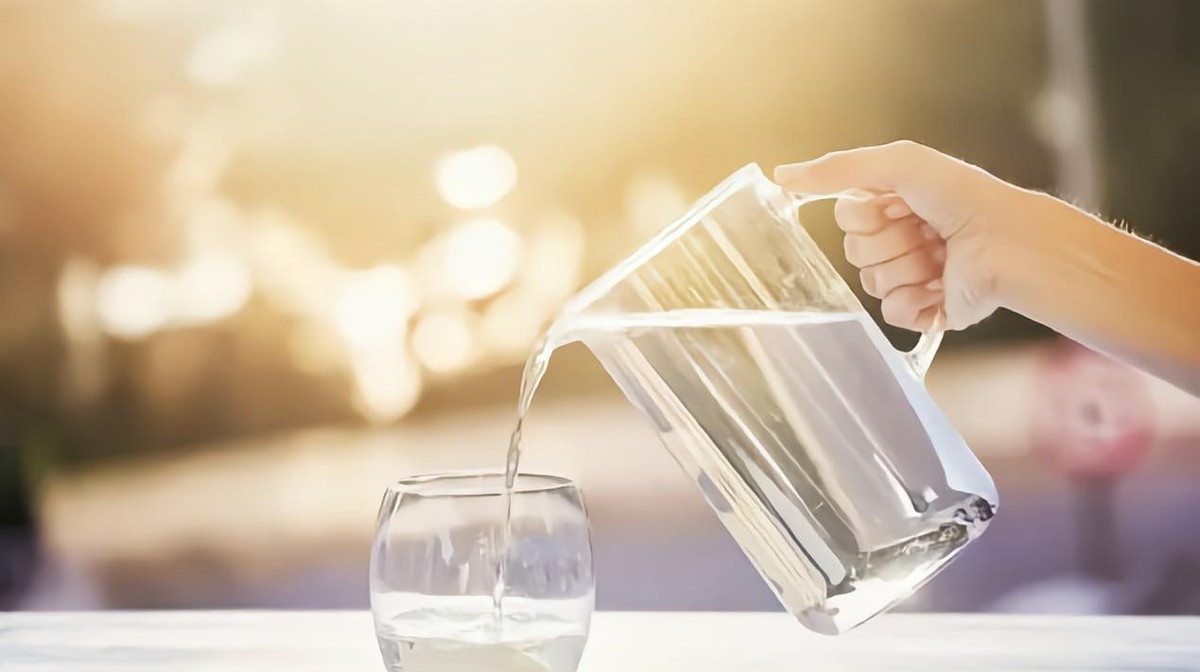 夫妻之间要谨记这些事情,提醒夫妻要有自知之明的句子