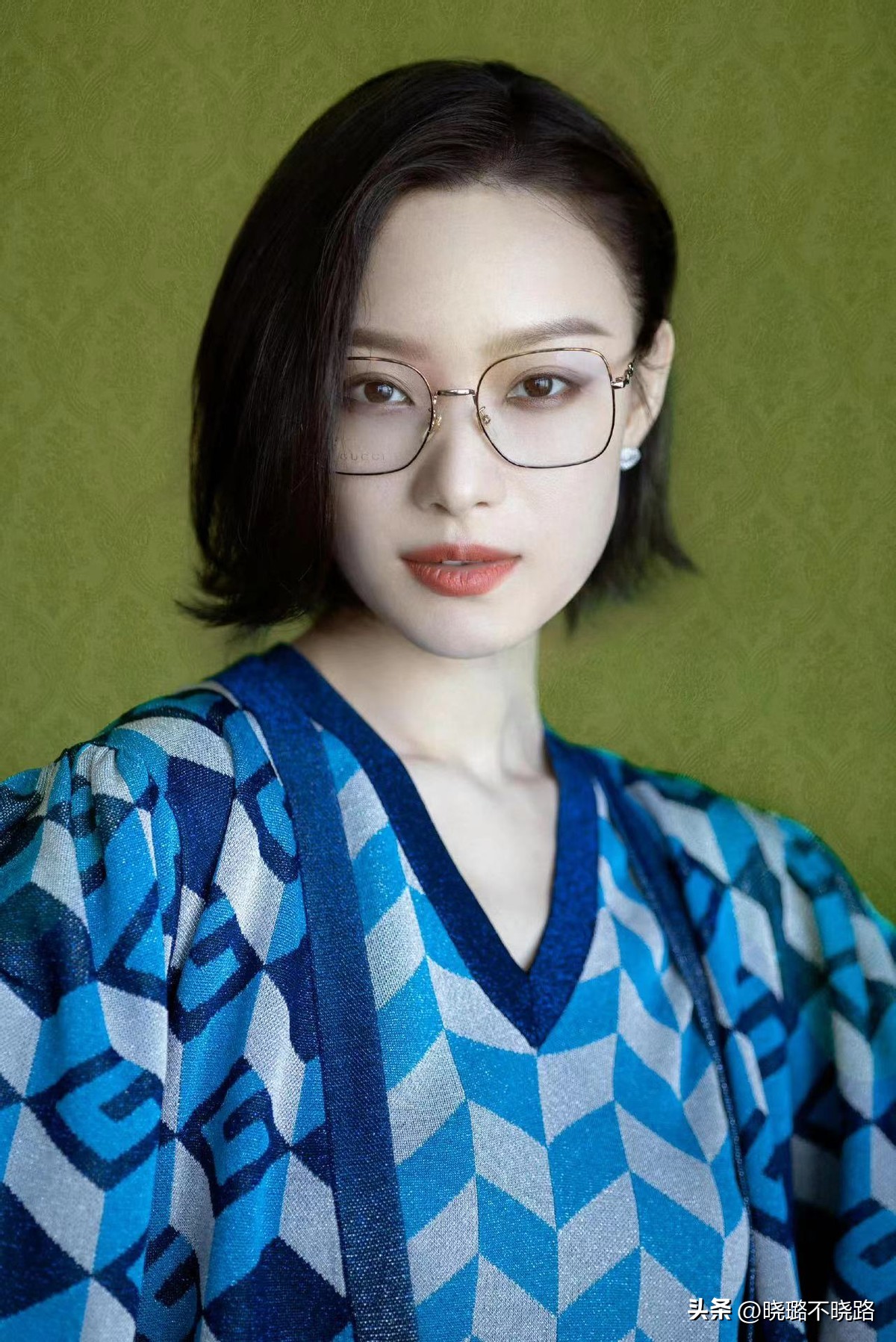 适合方圆脸女生的短发细软,适合方圆脸女生的短发推荐