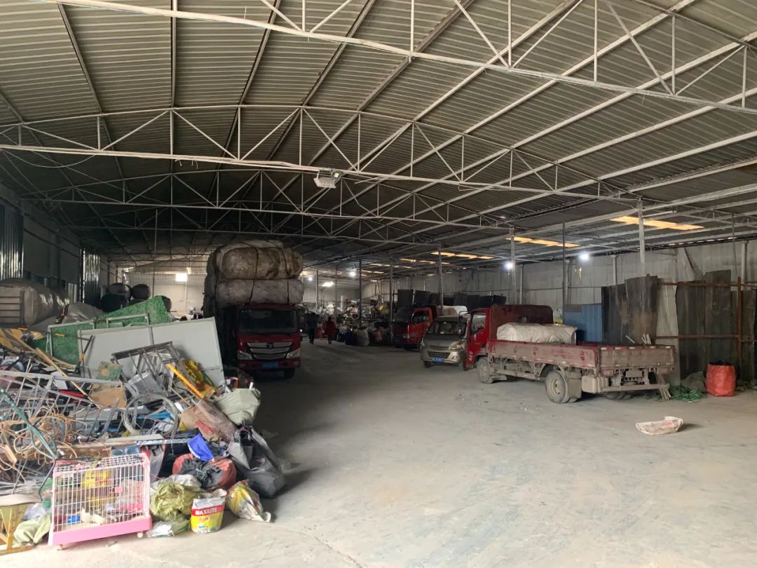 收什么废品能月入过万,兼职捡废品一个月能挣多少