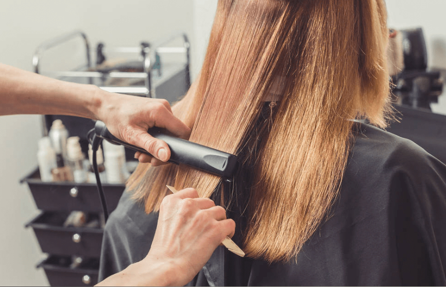 头发毛躁蓬松做软化好还是拉直好,头发烫的不好看拉直好还是软化好