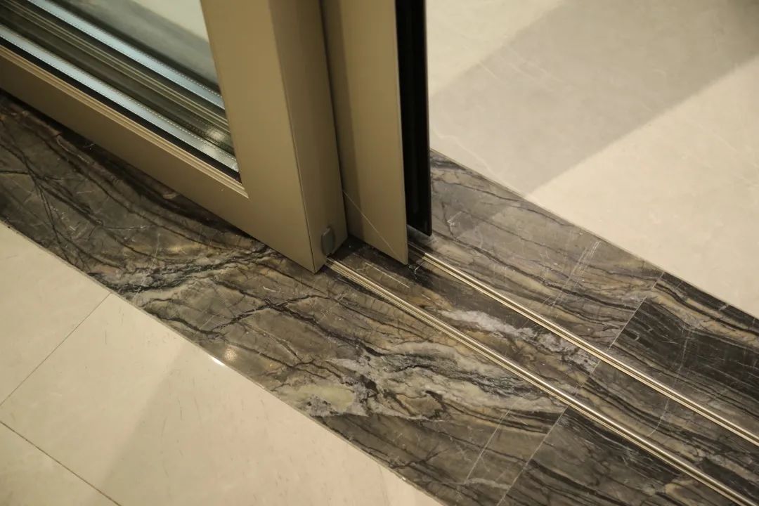 推拉门如何选材料,推拉门需要注意哪些细节跟美观