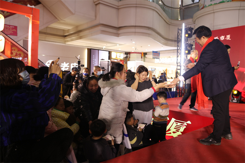 一路向前，携手同庆。阜阳商厦庆祝成立32周年举办跨年夜宴