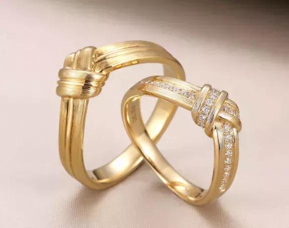 18k金首饰的黄金含量够吗,18k黄金首饰现在多少钱一克