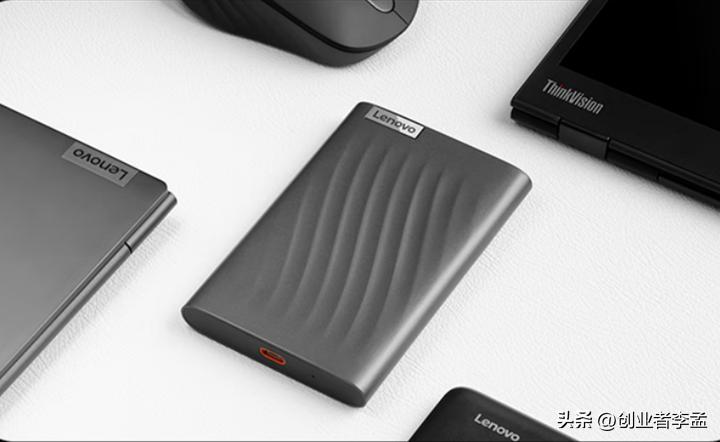 移动硬盘具有数据存储功能,移动硬盘用途及作用