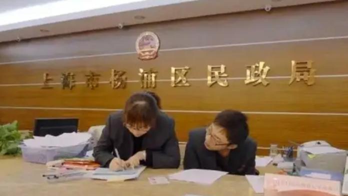 公务员待遇最好的十个岗位河北,这5个铁饭碗专业很适合考公务员