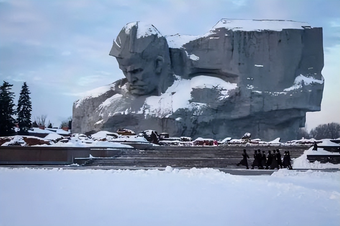 咱就说这个白俄罗斯，真就比俄罗斯白咋滴？