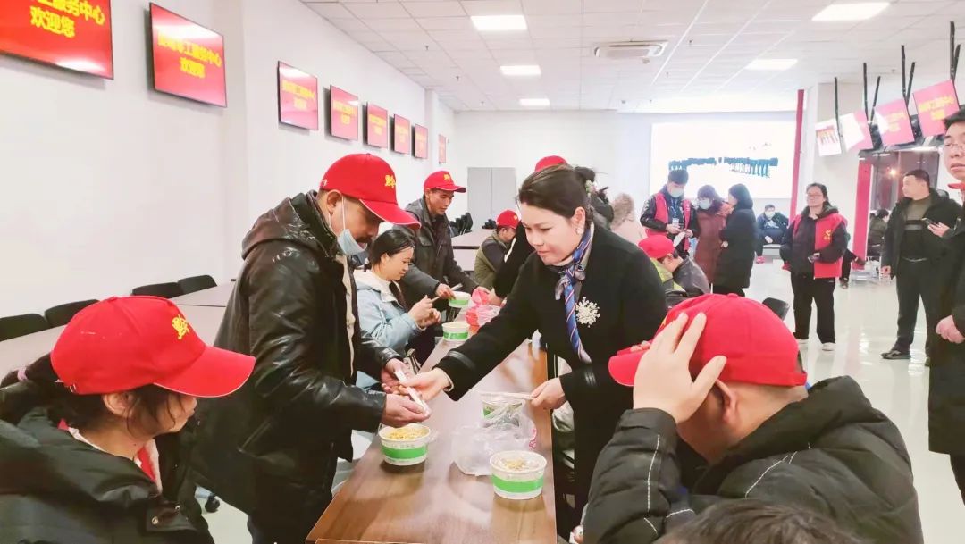 岗位送到家门口返乡就业有保障,让更多务工人员家门口就业