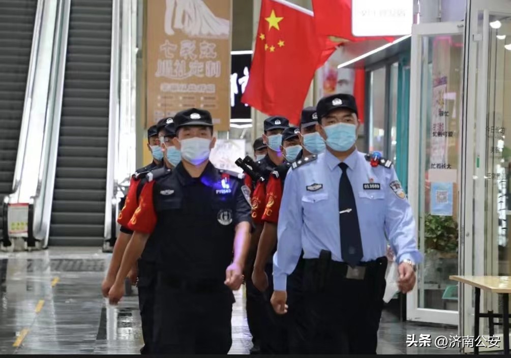 要不要感受下出门见景（警）！