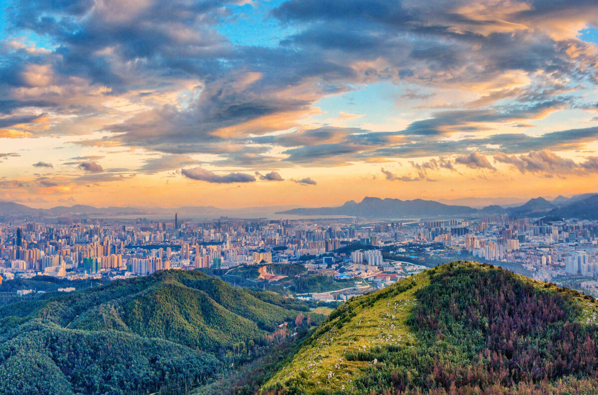 昆明旅游必去十大景点有哪些,昆明市区必玩旅游景点排名前十