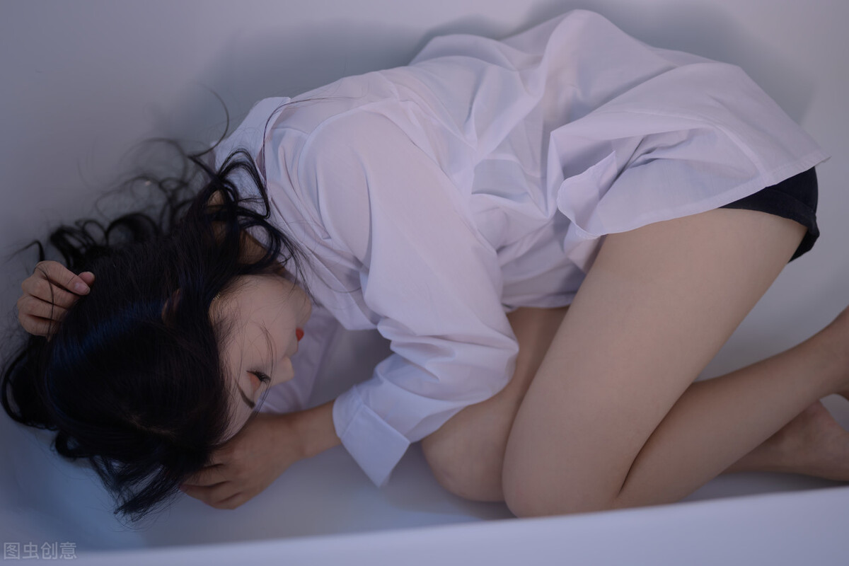 莫生气别生气气出病来无人替,莫生气气死自己无人替