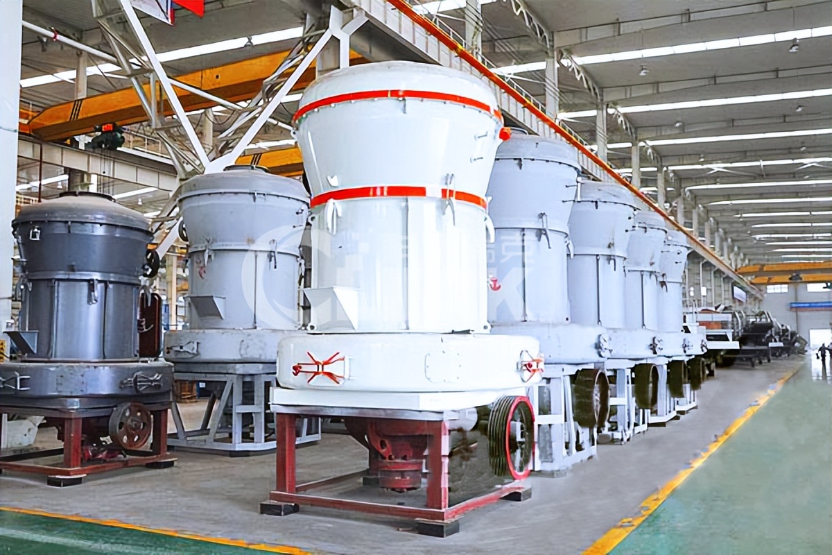 家用小型雷蒙磨粉机市场价格,小型雷蒙磨粉机40型多少钱1台