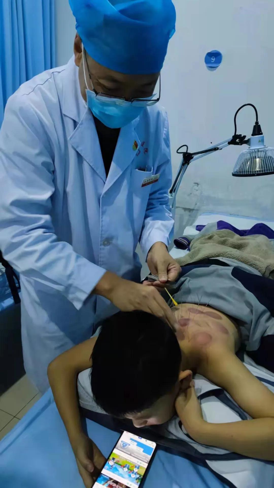 感冒流鼻涕针灸解决的最快方法,儿童康复做针灸好吗