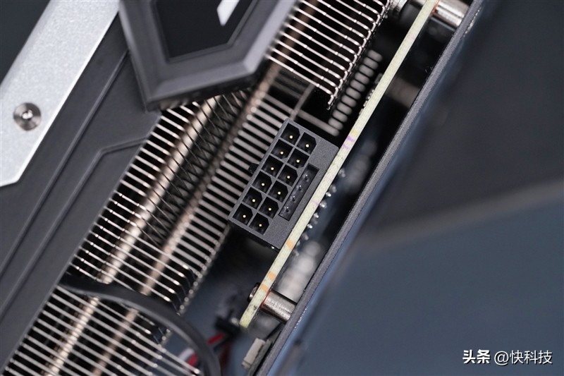 绱㈡嘲rtx4070tisuperoc鍏夋晥,绱㈡嘲rtx4070澶╁惎