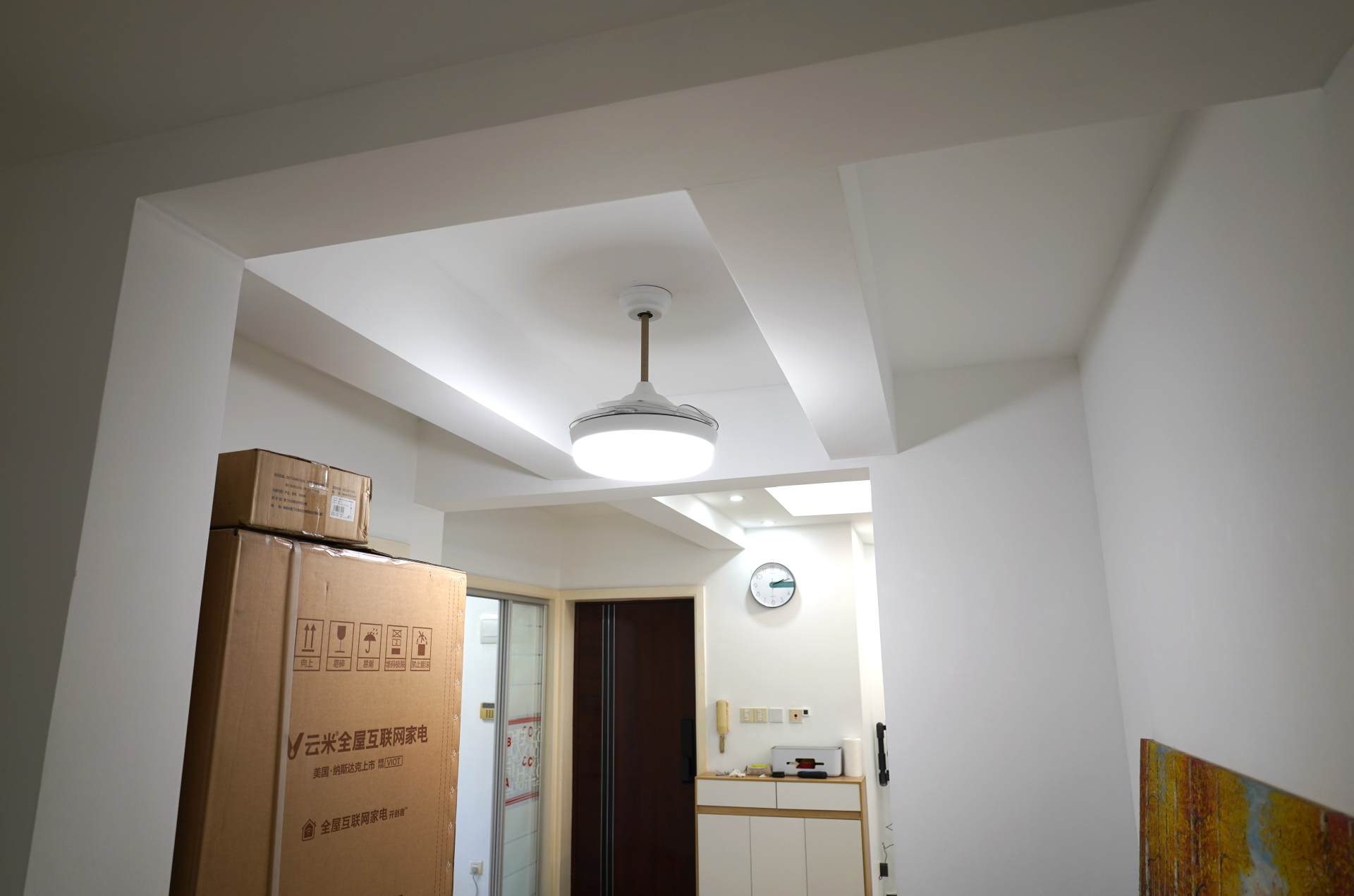 小户型也没有必要做全屋智能灯光,二手房客厅灯光改造