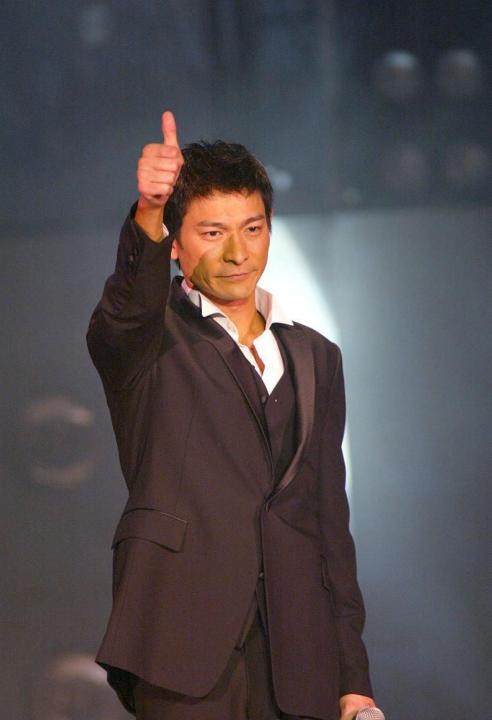 蒋雯丽以前是龅牙吗,蒋雯丽龅牙哪里的口音