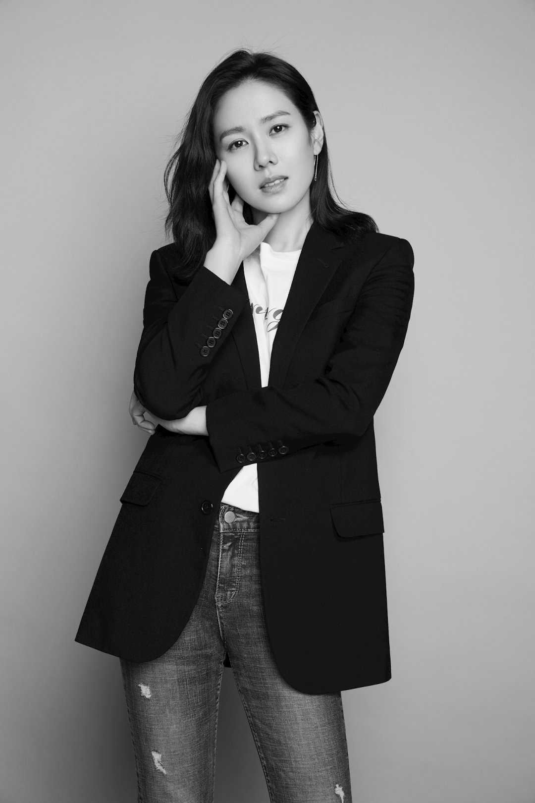 韩国女星孙艺珍写真集,韩国明星孙艺珍动态美照