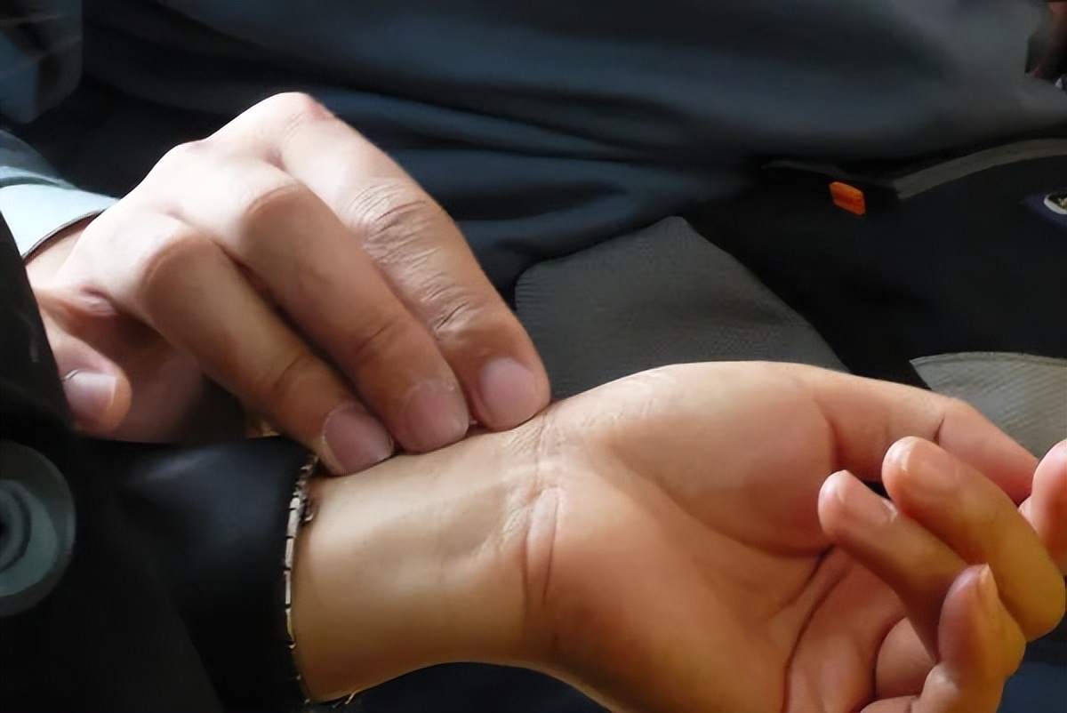 中域教育中医专长培训费多少钱,中域教育中医师承靠谱吗