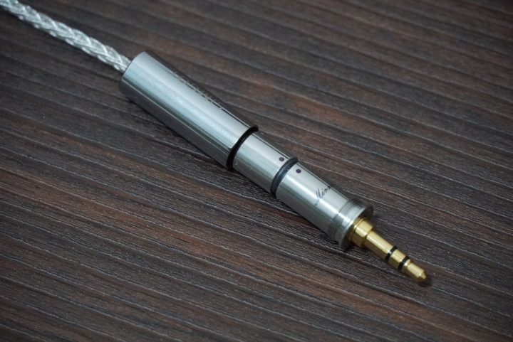 神奇的插头调音，5年前千元内国产音质天花板耳机终迎继任者