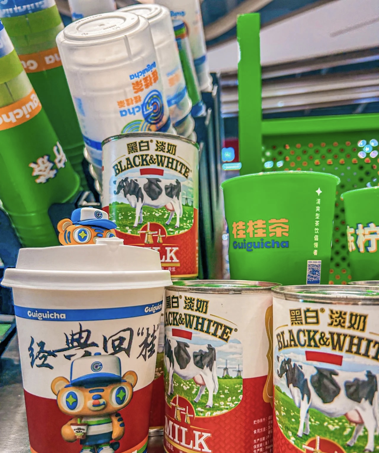 广东奶茶加盟政策和费用明细最新,桂桂茶告诉你奶茶店怎么加盟