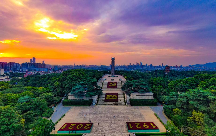 哪些城市读大学好就业,去其他地方读大学