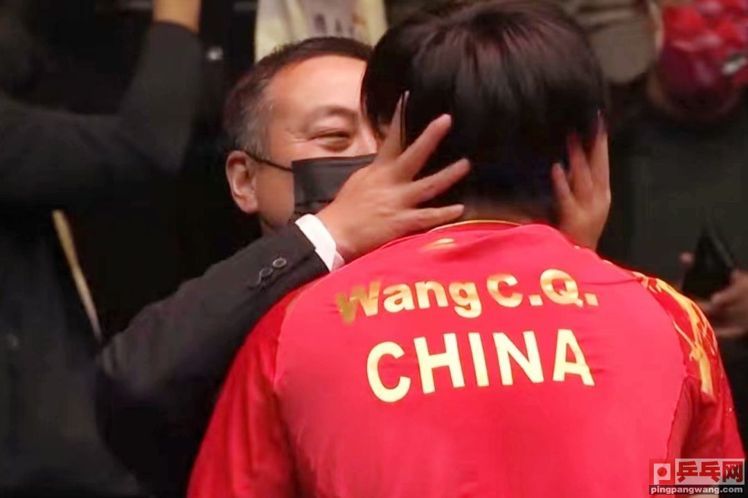 新乡世界杯王楚钦战胜张本智和,新乡男单决赛王楚钦对张本智和