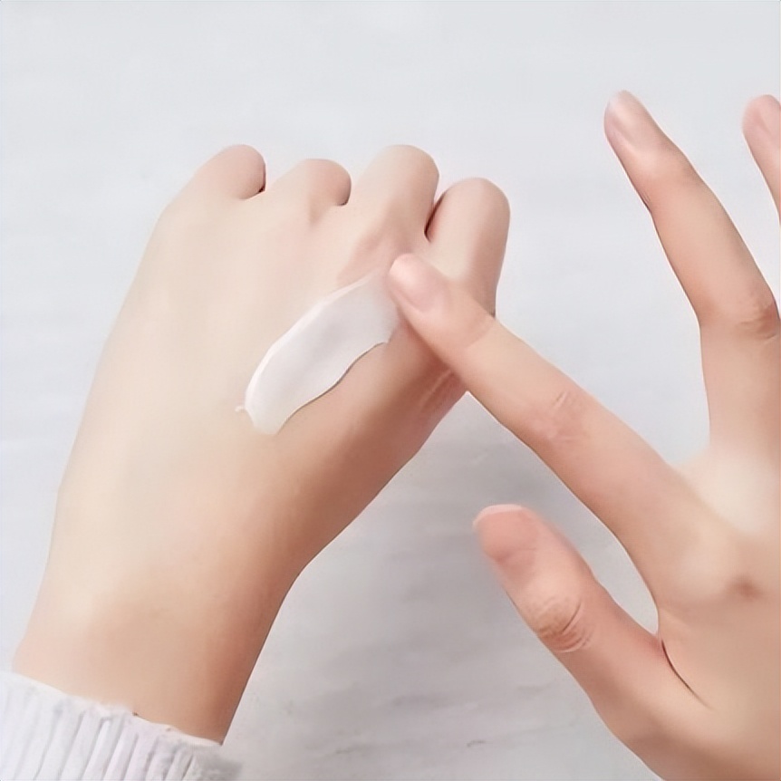 手部脱皮有没有快速治疗方法,手部脱皮严重是什么原因