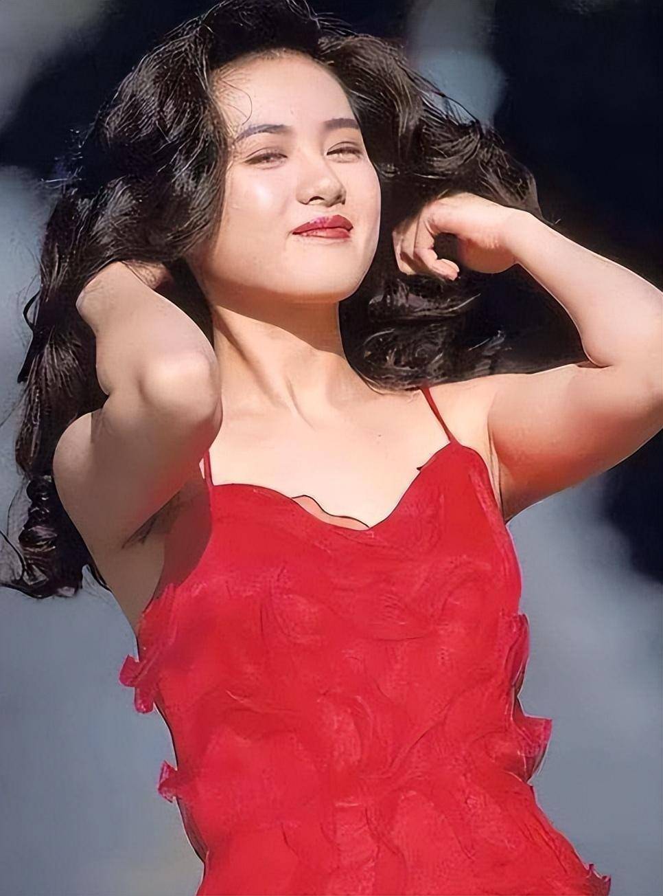 蜜桃美人，学生的情人，近期准备复出